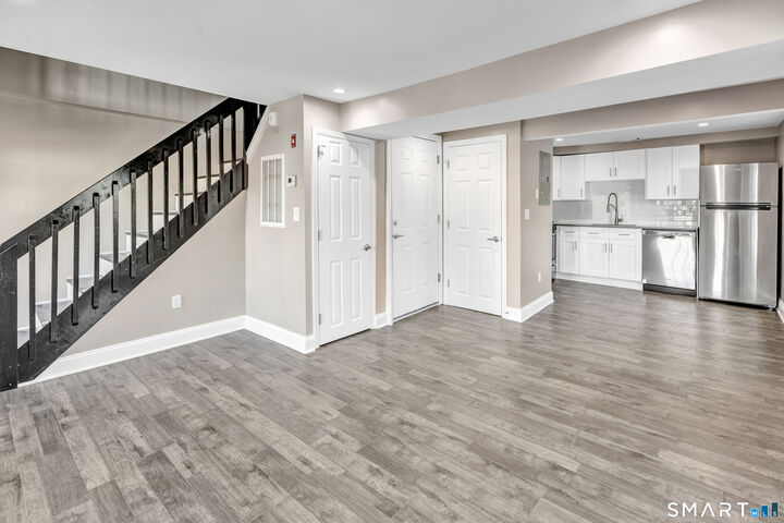 Property Photo: 418 Howe Avenue CT 06484