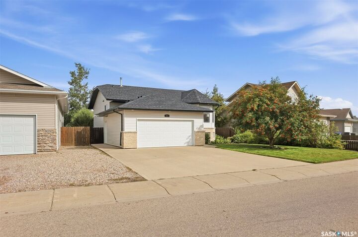 Property Photo: 514 1st Avenue N SK S0K 4S0