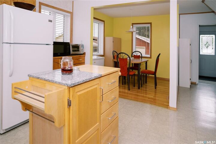 Property Photo:  409 5th Avenue  SK S0K 3R0 