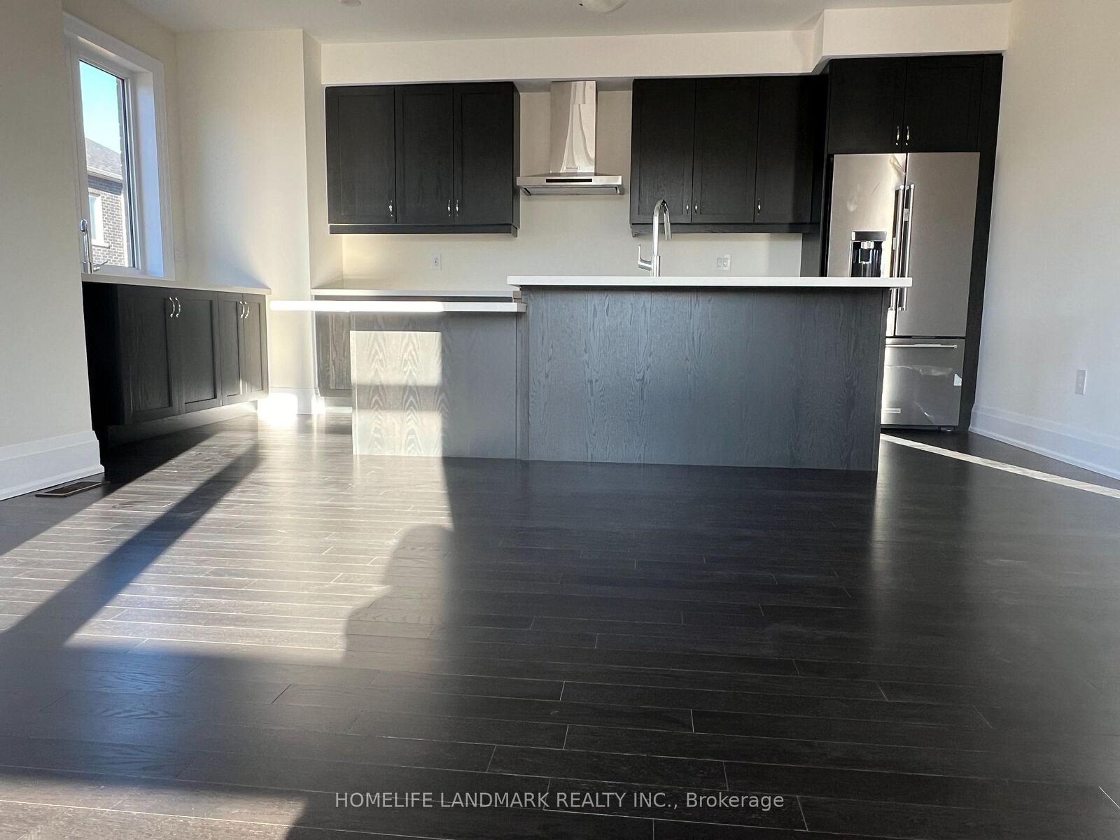 Property Photo:  6 Mace Avenue  ON L4E 1K8 