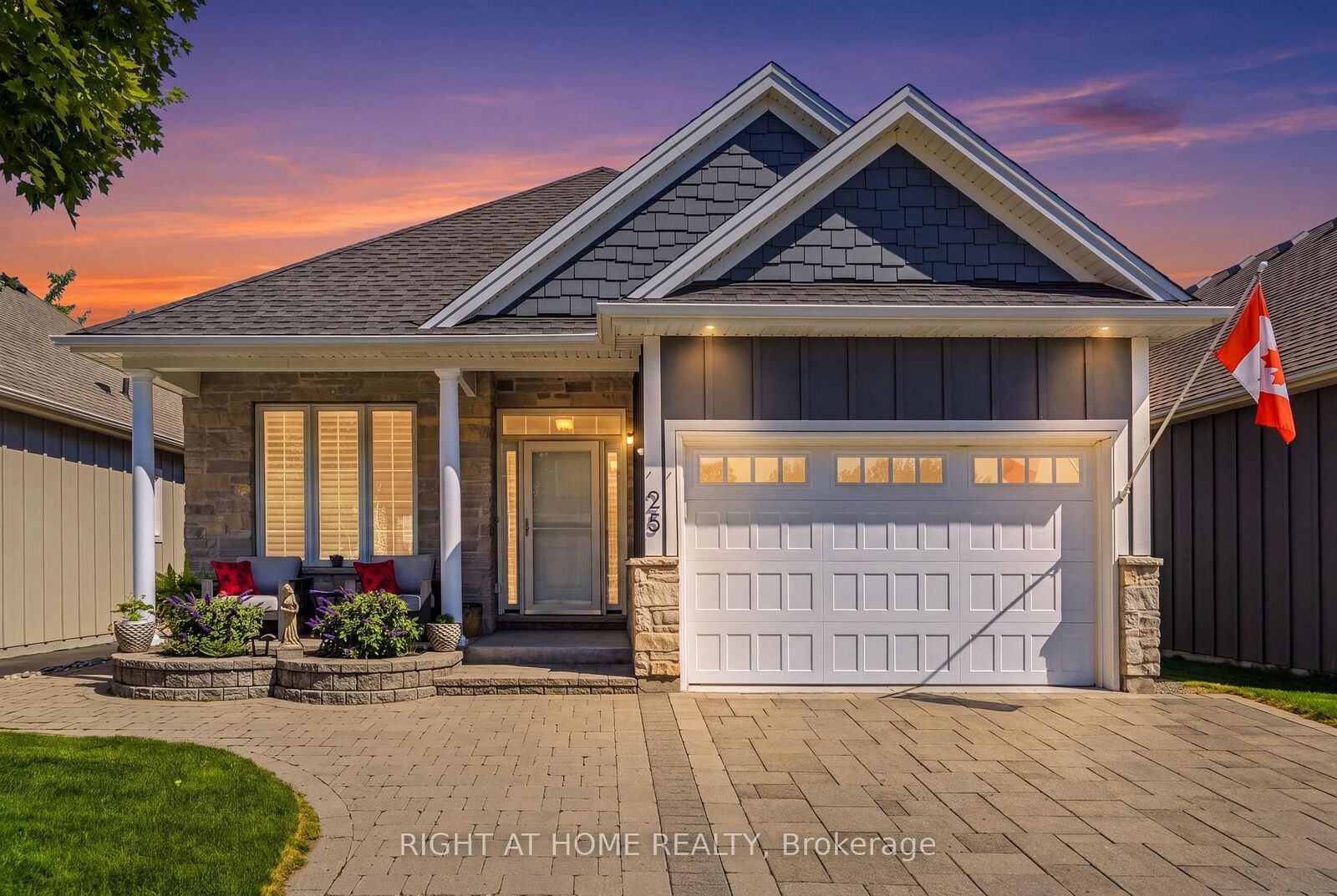 Property Photo:  25 Riesling Drive  ON L0S 1J0 