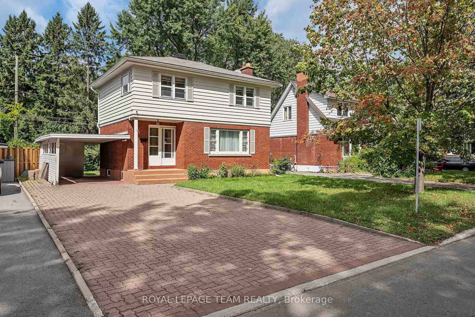 Property Photo:  2183 Belair Drive  ON K2C 0X2 