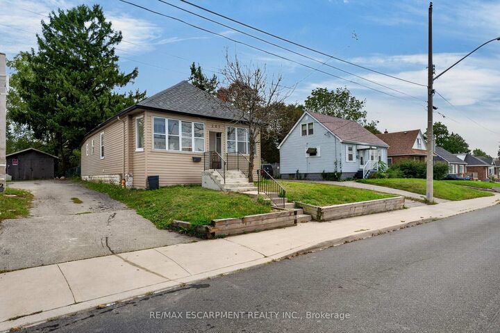 Property Photo:  241 West 5th Street W  ON L9C 3N8 