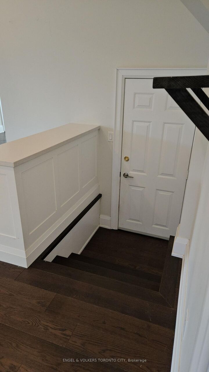 Property Photo:  85 Prospect Street W 2nd Flr  ON L4C 3T3 