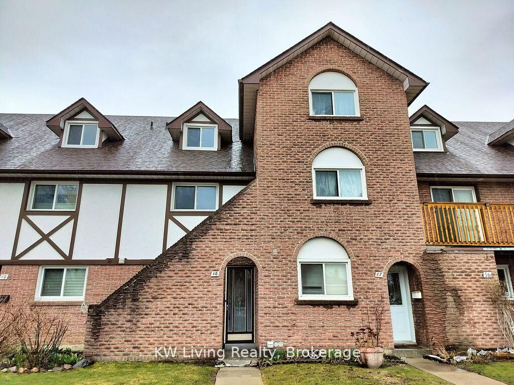 Property Photo:  81 Irwin Road 18  ON M9W 5W1 