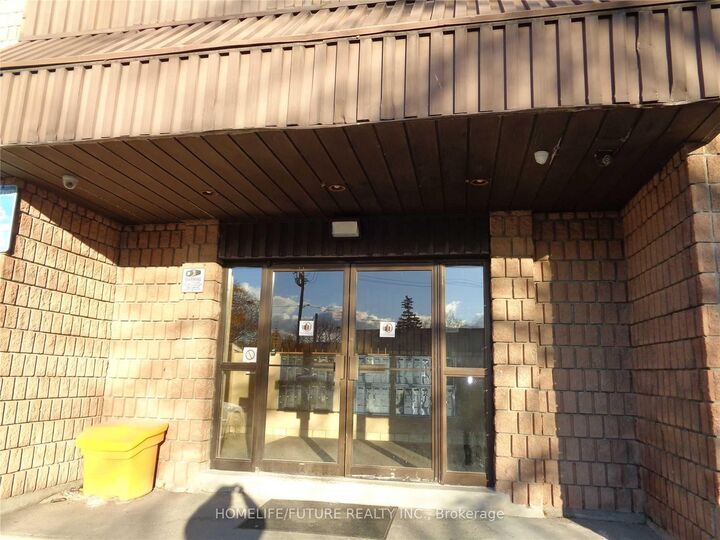 Property Photo:  560 Bloor Street 201  ON L1H 3N2 