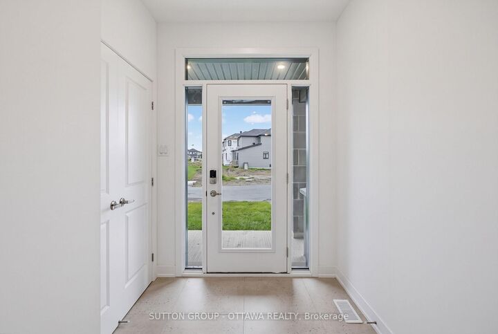 Property Photo:  758 Horned Owl Avenue  ON K4M 0S2 