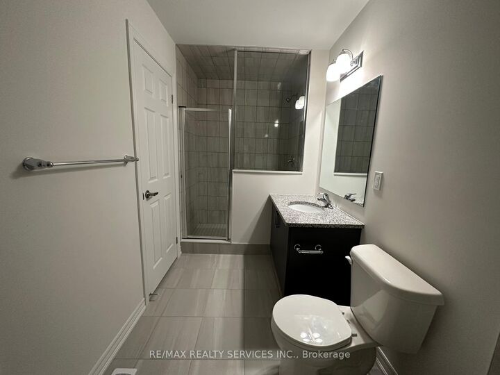 Property Photo:  91 Air Dancer Crescent  ON L1L 0V3 