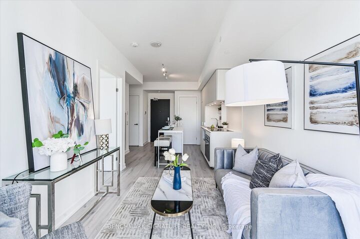 Property Photo:  77 Shuter Street 2811  ON M5B 0B8 