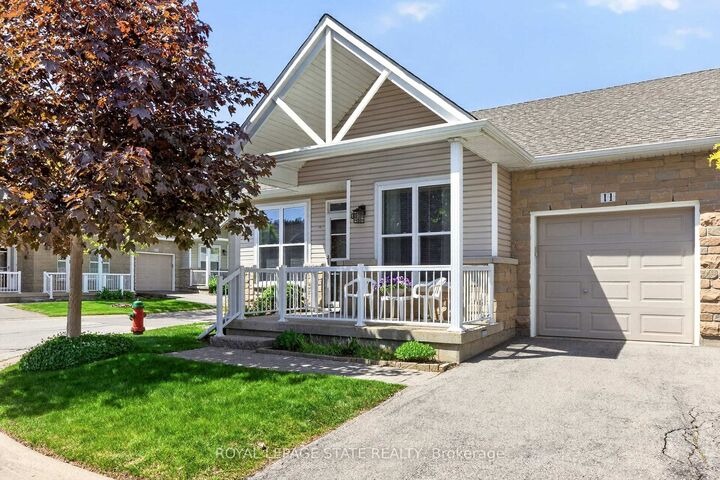 Property Photo:  20 Kitty Murray Lane 11  ON L9K 1L7 