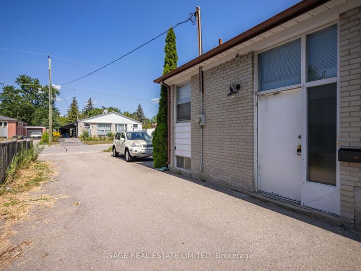 Property Photo:  308 Taylor Mills Drive N Bsmt  ON L4C 2T9 