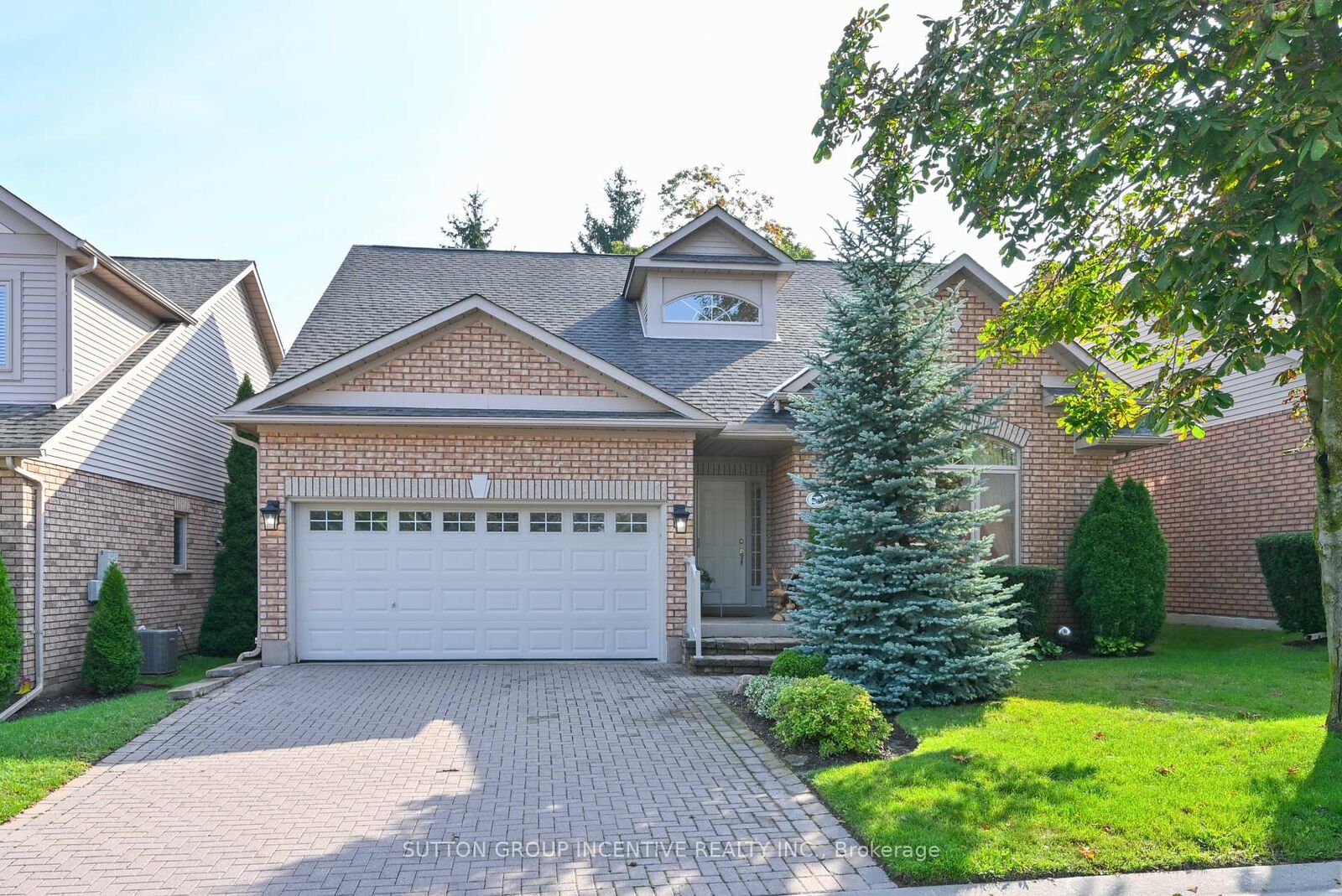 Property Photo:  53 Sunset Boulevard  ON L9R 1Y8 