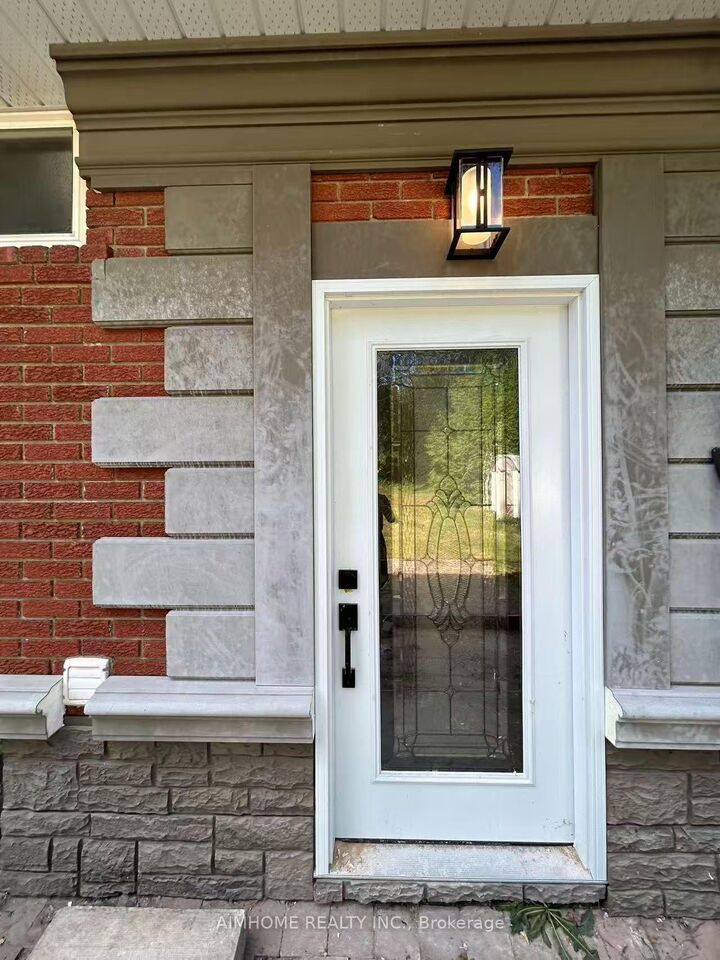Property Photo:  47 Belfry Drive  ON L3Y 3E9 