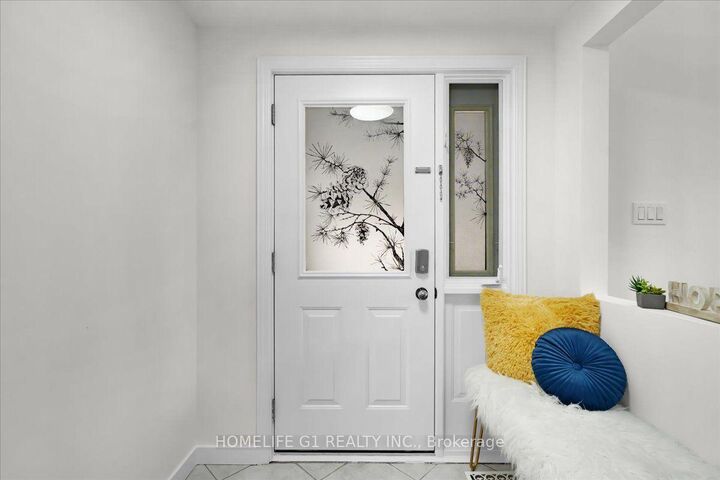 Property Photo:  19 Milton Avenue W  ON N3C 2Y3 