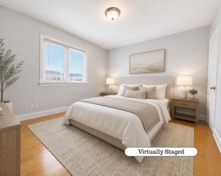 Property Photo:  60 Kane Avenue Upper Floor  ON M6M 3M7 