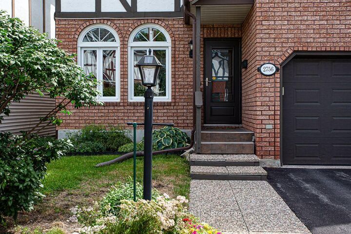 Property Photo:  2756 Massicotte Lane  ON K1T 3H1 