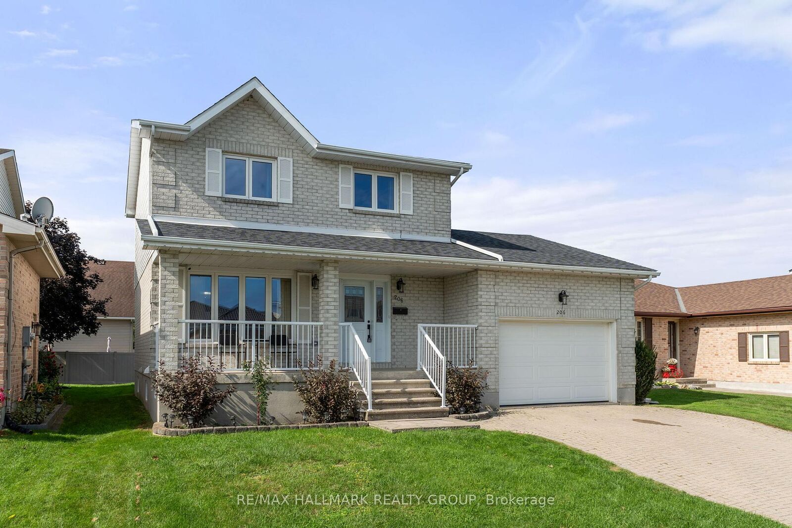 Property Photo:  206 Beley Street  ON K6V 6Z8 