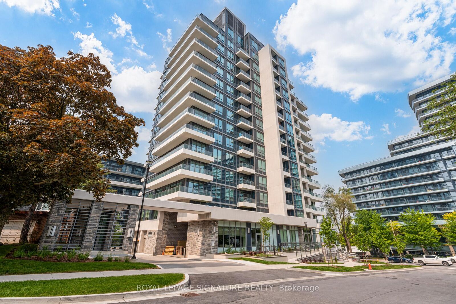 Property Photo:  2 Teagarden Court 1202  ON M2N 0L2 
