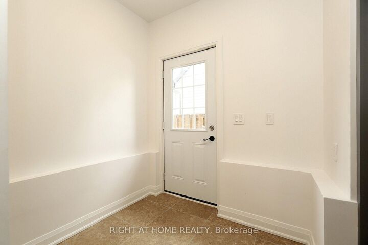 Property Photo:  35 Woodward Avenue Bsmt  ON L6V 1K2 