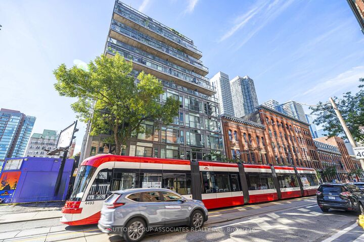 Property Photo:  127 Queen Street E 405  ON M5C 1S3 