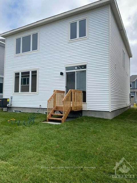 Property Photo:  3061 Travertine Way  ON K2J 6W6 