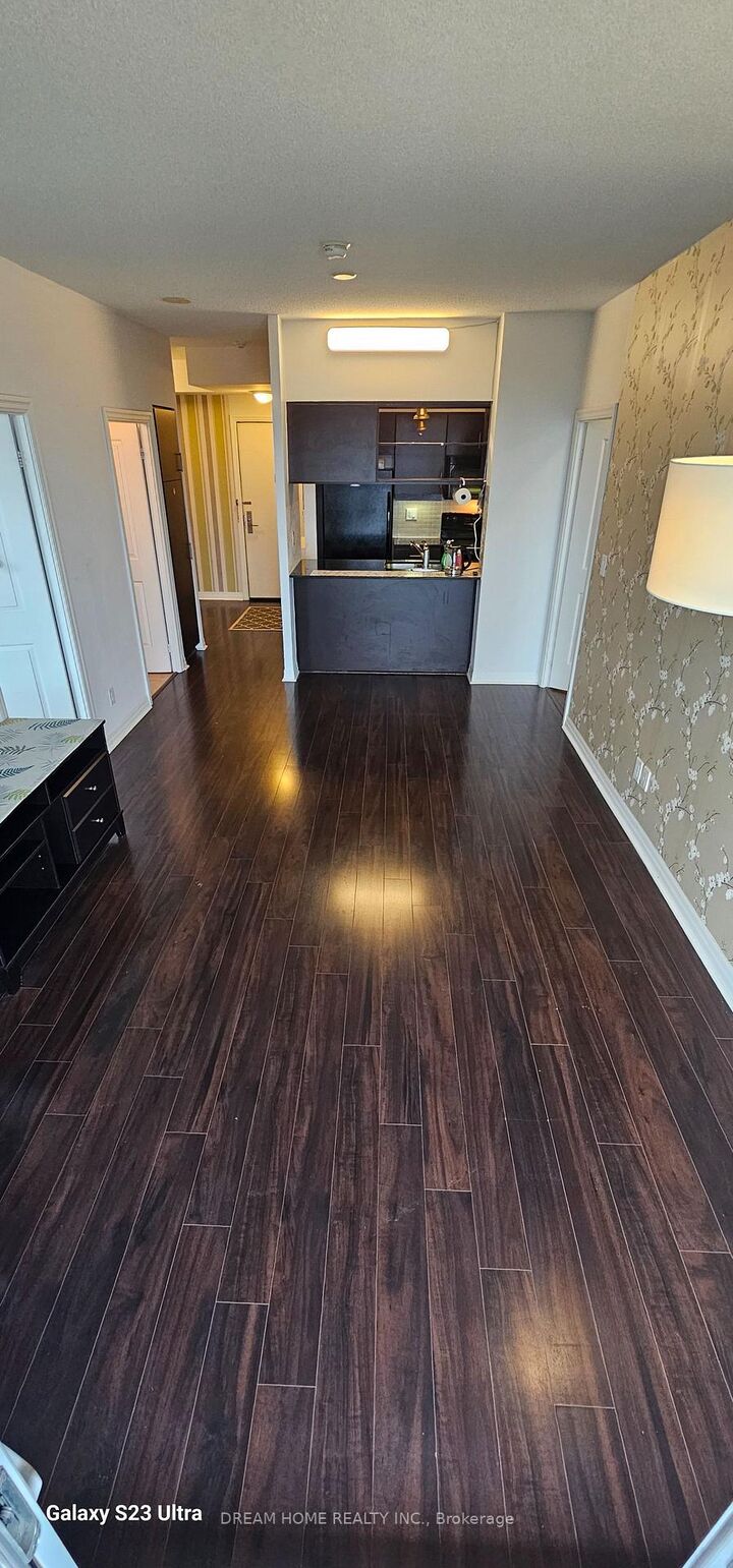 Property Photo:  30 Herons Hill Way N 1709  ON M2J 0A7 