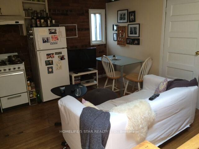 Property Photo:  53 Claremont Street Apt 3  ON M6J 2M7 