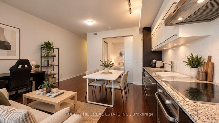Property Photo:  770 Bay Street 1109  ON M5G 0A6 