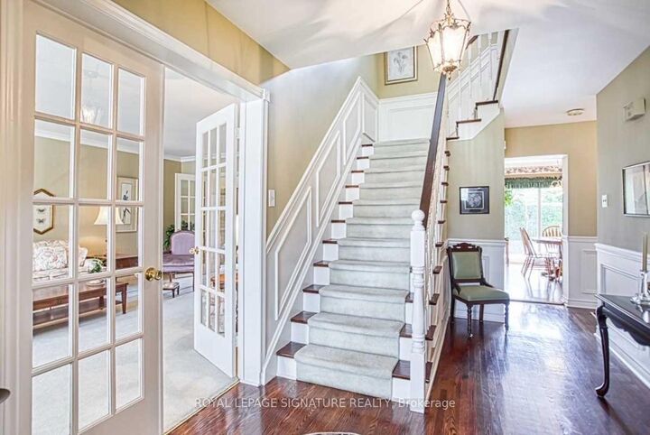 Property Photo:  1040 Runningbrook Drive Main  ON L4Y 2T2 