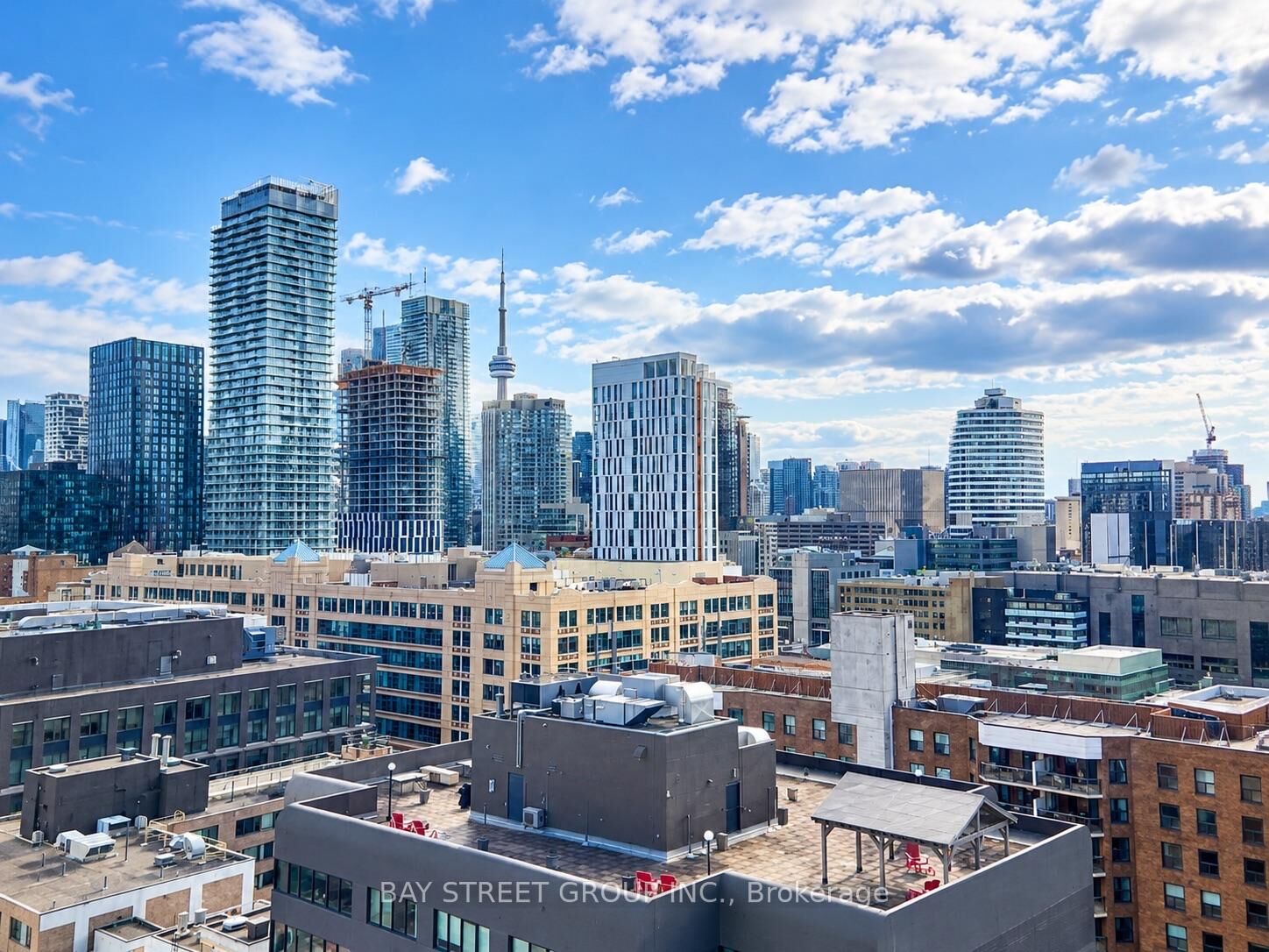 Property Photo:  319 Jarvis Street 2003  ON M5B 0C8 