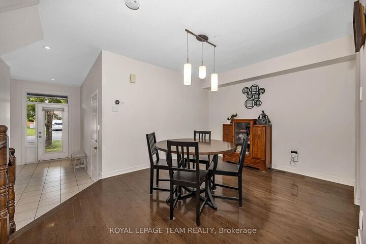 Property Photo:  96 Redpath Drive  ON K2G 6E3 