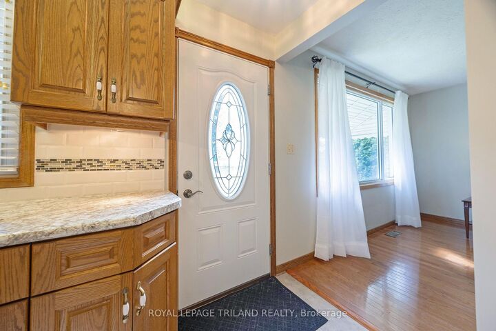 Property Photo:  16 Sparta Street  ON N5R 5G9 