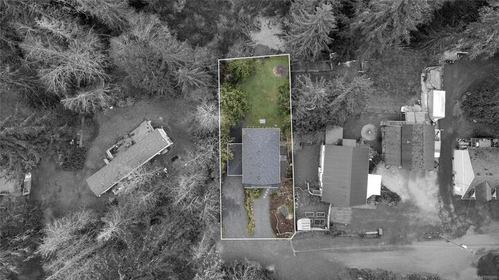 Property Photo:  2071 Mable Rd  BC V0R 2W3 