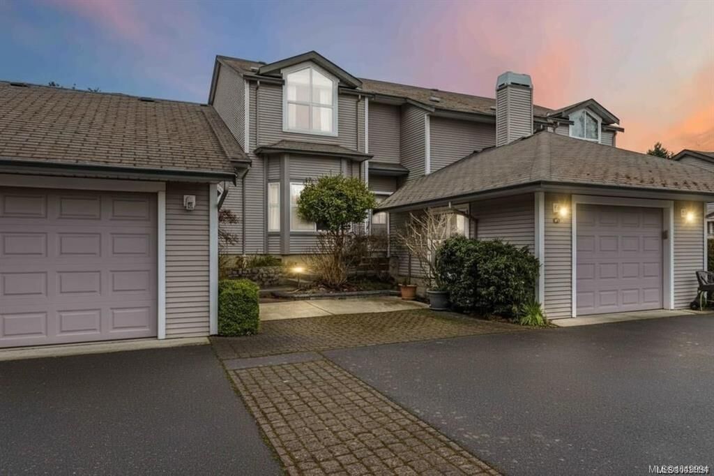 Property Photo:  3633 Cedar Hill Rd #21  BC V8P 3Z3 