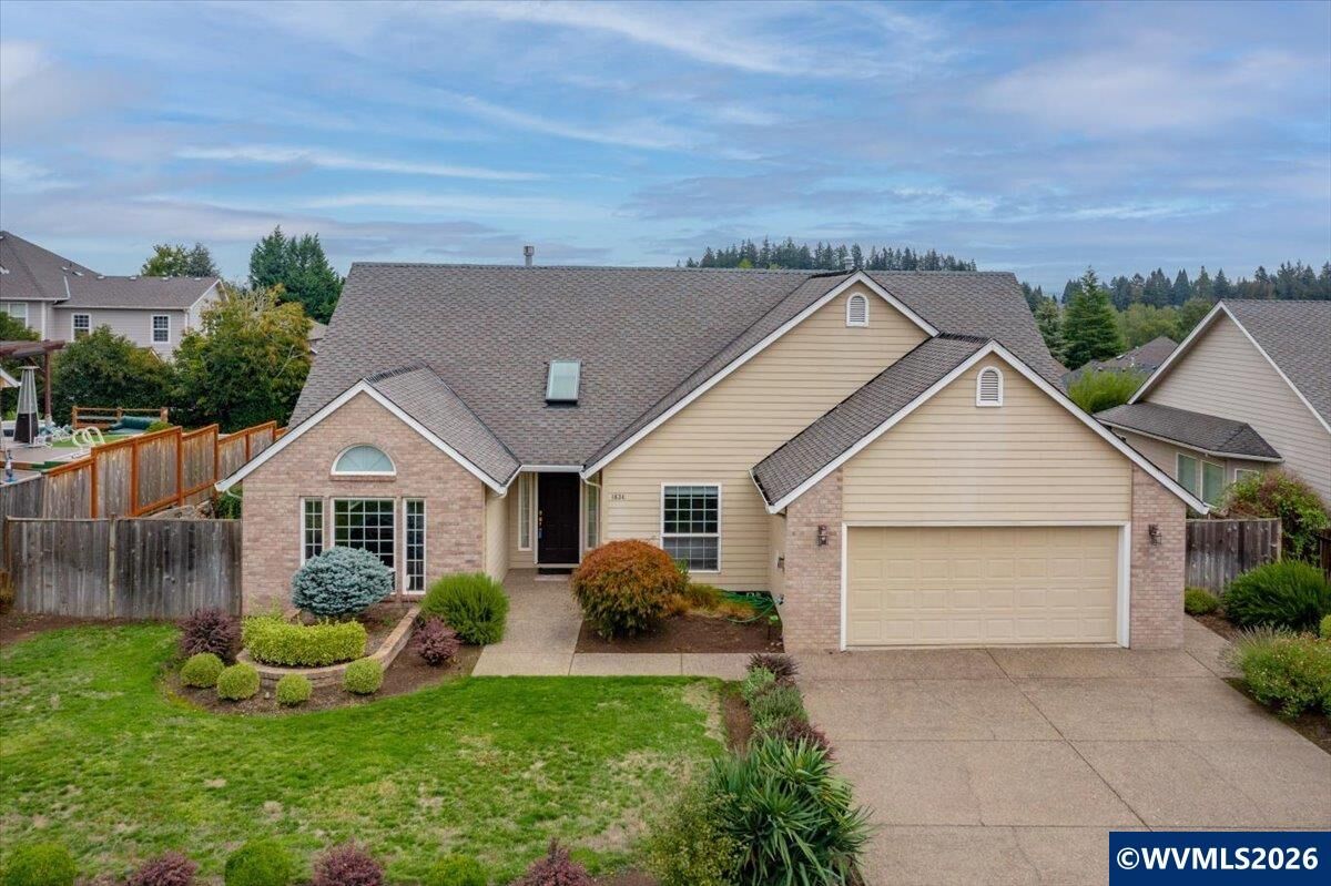 Property Photo: 1634 Pelican Ct NW OR 97304