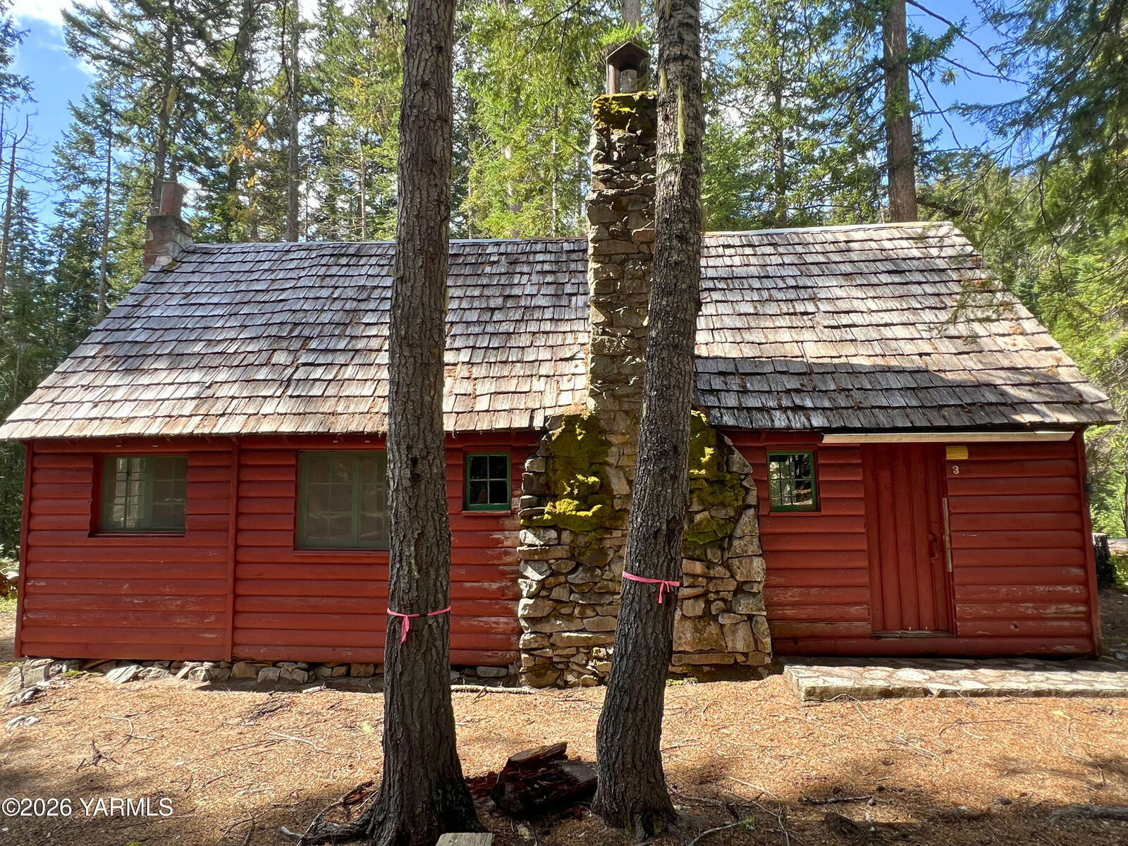 Property Photo: 38301 Hwy 410 WA 98937