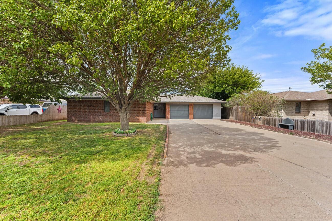 Property Photo:  504 Pratt Street  TX 79019 