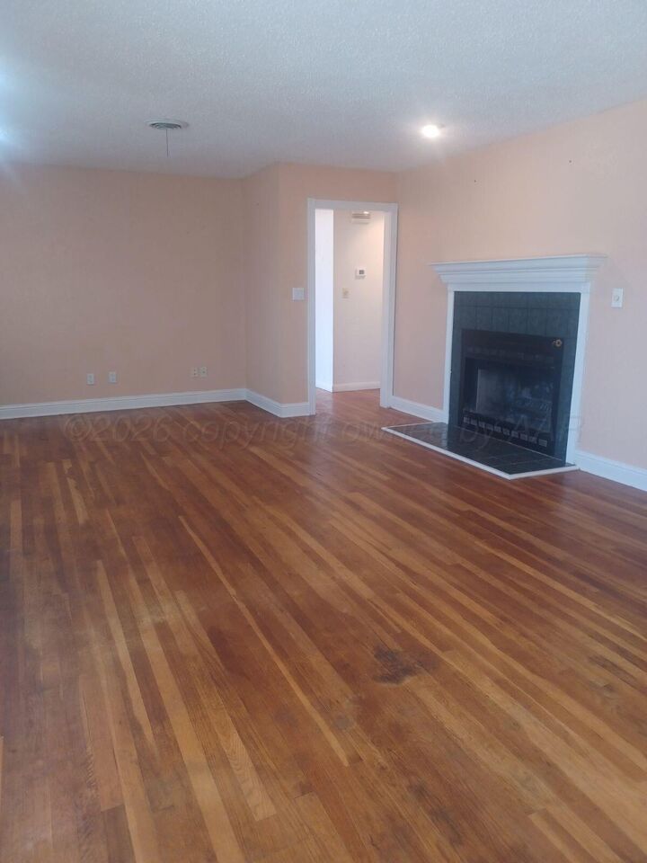 Property Photo:  4306 S Ong Street  TX 79110-2040 