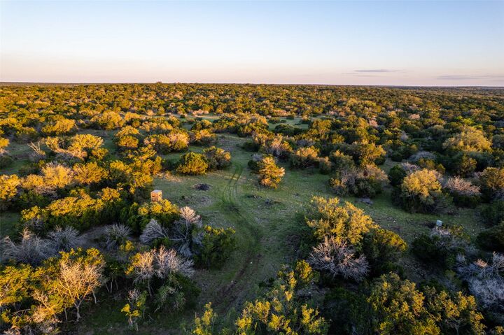 Property Photo: 225 Lost Man Road TX 78058