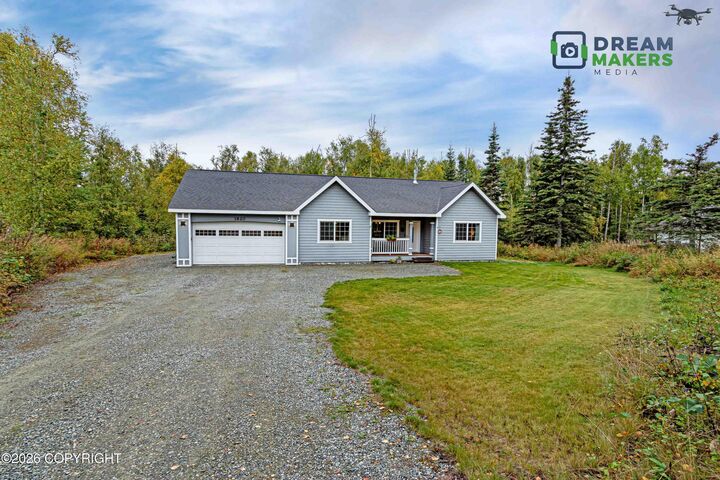 Property Photo:  1820 S Rue De La Paix Loop  AK 99623 