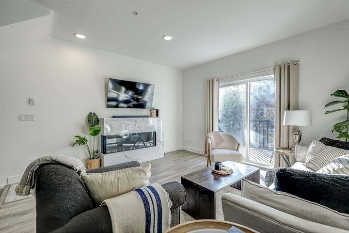 Property Photo:  19572 Fraser Way 53  BC V3Y 0A9 
