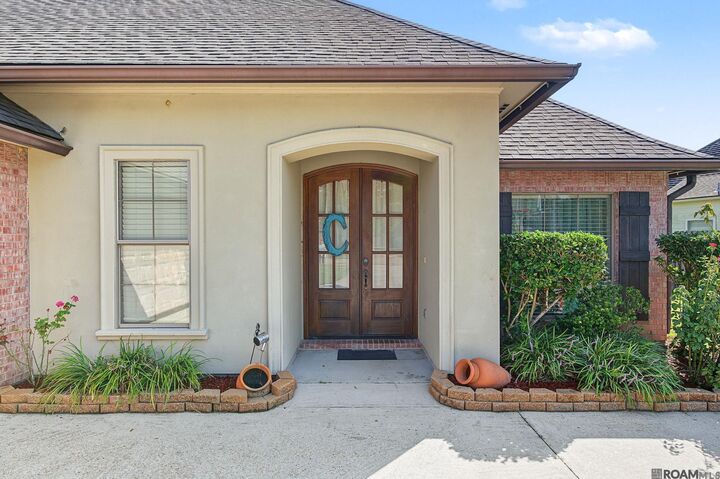 Property Photo:  8293 Quiet Creek Dr  LA 70726 