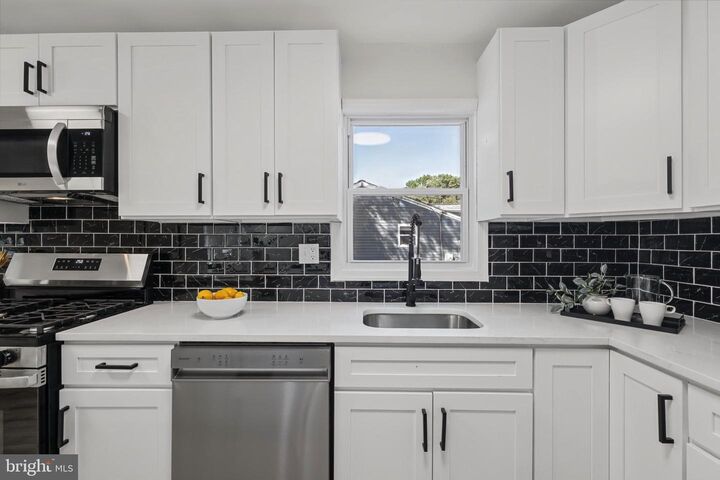 Property Photo:  15 Penny Lane  MD 21122 