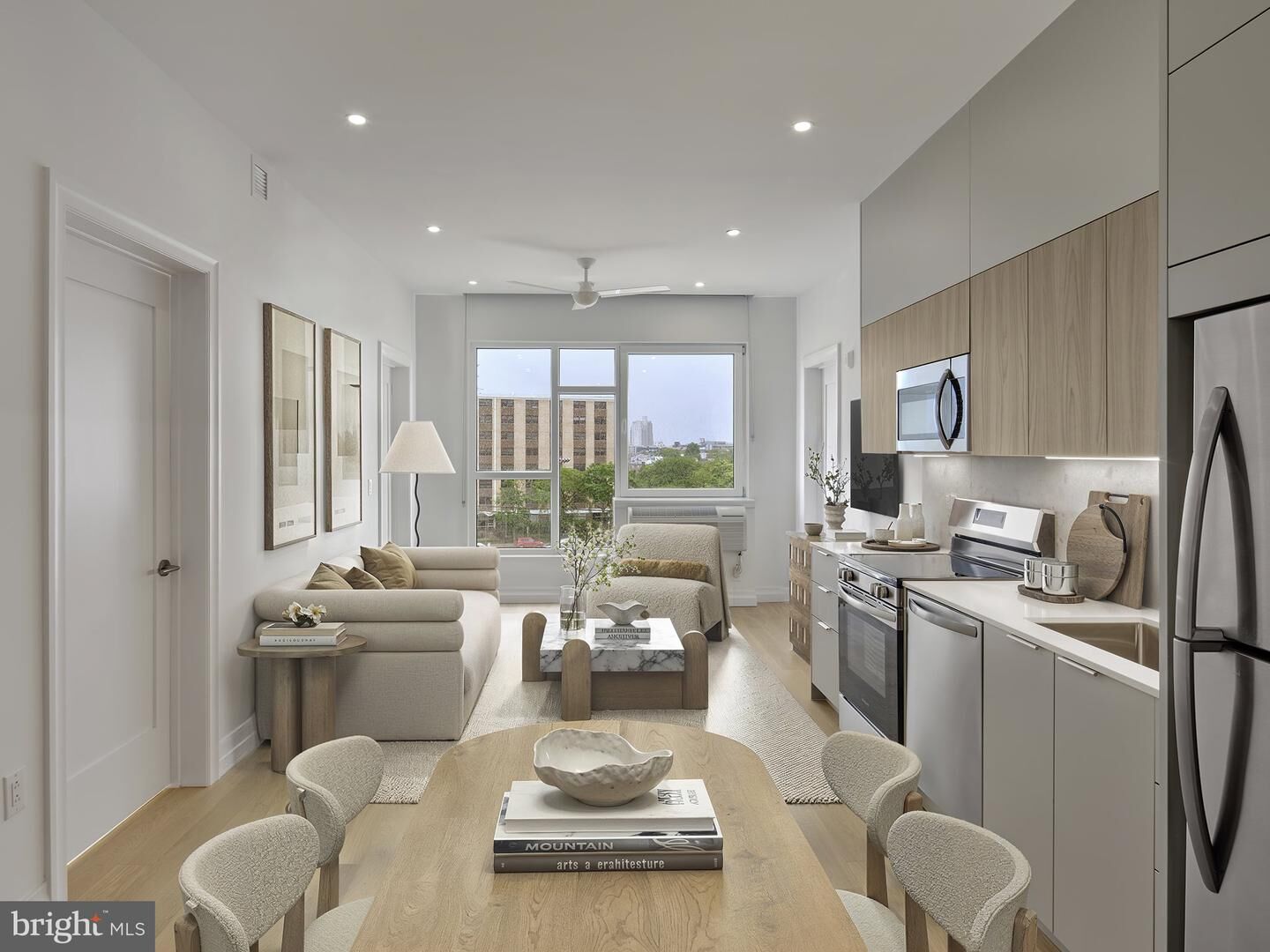Property Photo: 815 - 17 N Poplar Street 00 2 Br D PA 19123