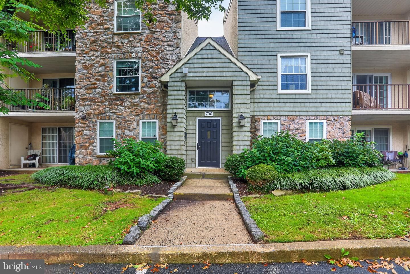 Property Photo:  702 Deer Run  PA 19403 