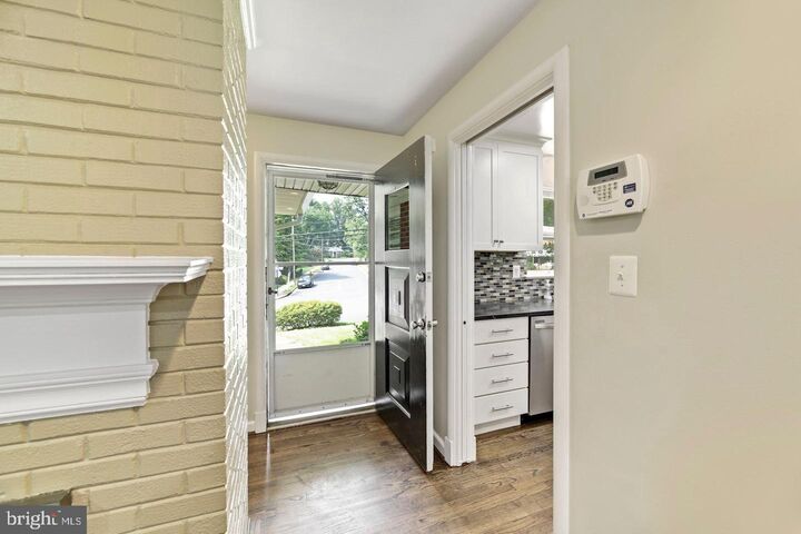 Property Photo:  3613 N Kensington Street  VA 22207 