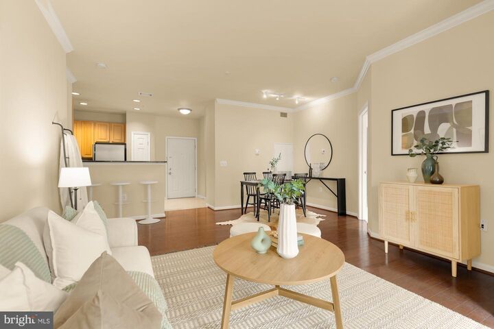 Property Photo: 2301 25th Street S 4-205 VA 22206