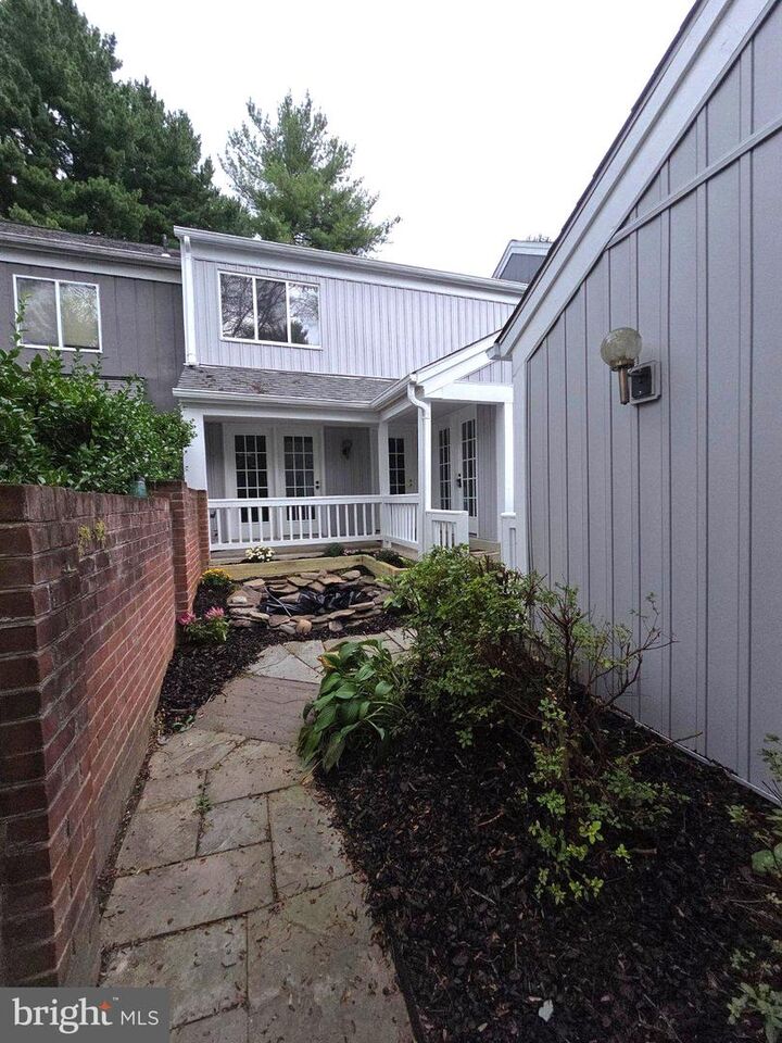 Property Photo:  20626 Highland Hall Drive  MD 20886 