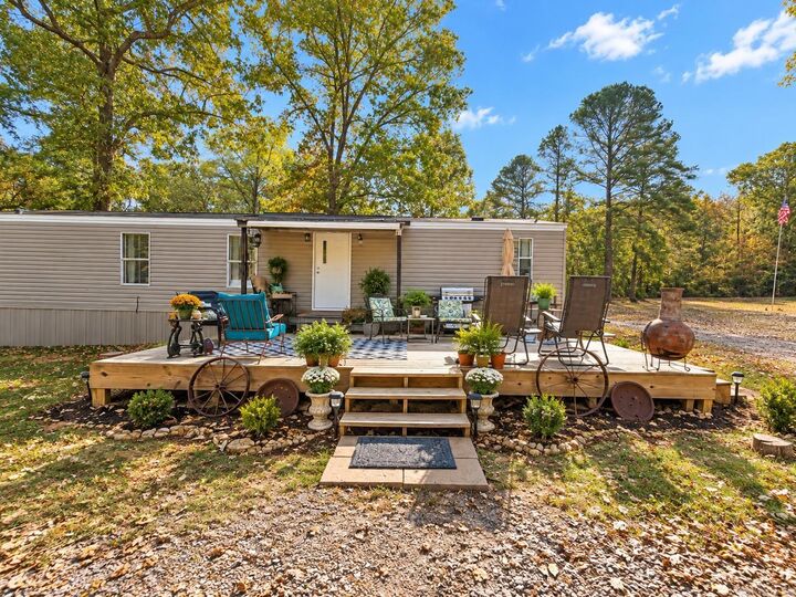 Property Photo:  6 Funderburk Road  AR 71958 