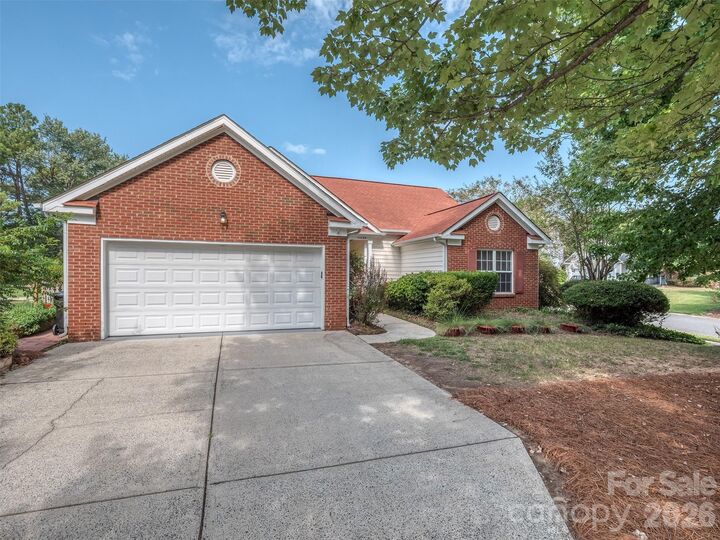 Property Photo:  11320 Hunters Landing Drive  NC 28273 